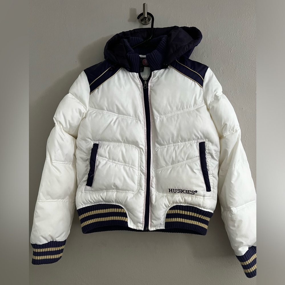 UDUB puffer! Size small